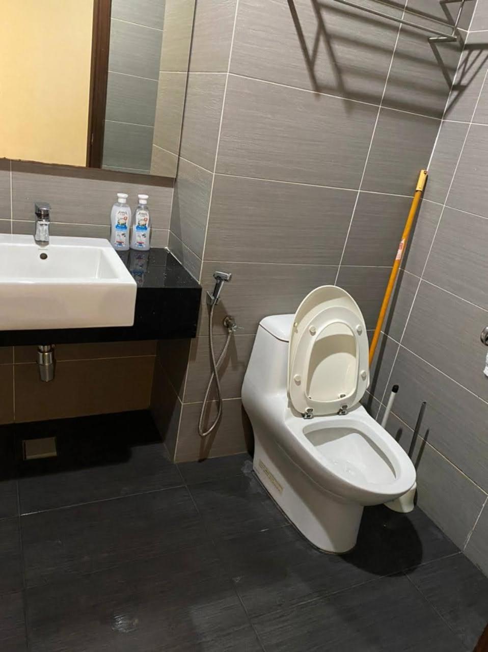 Jb City D'Esplanade Shopping Mall Apartment Johor Bahru Extérieur photo
