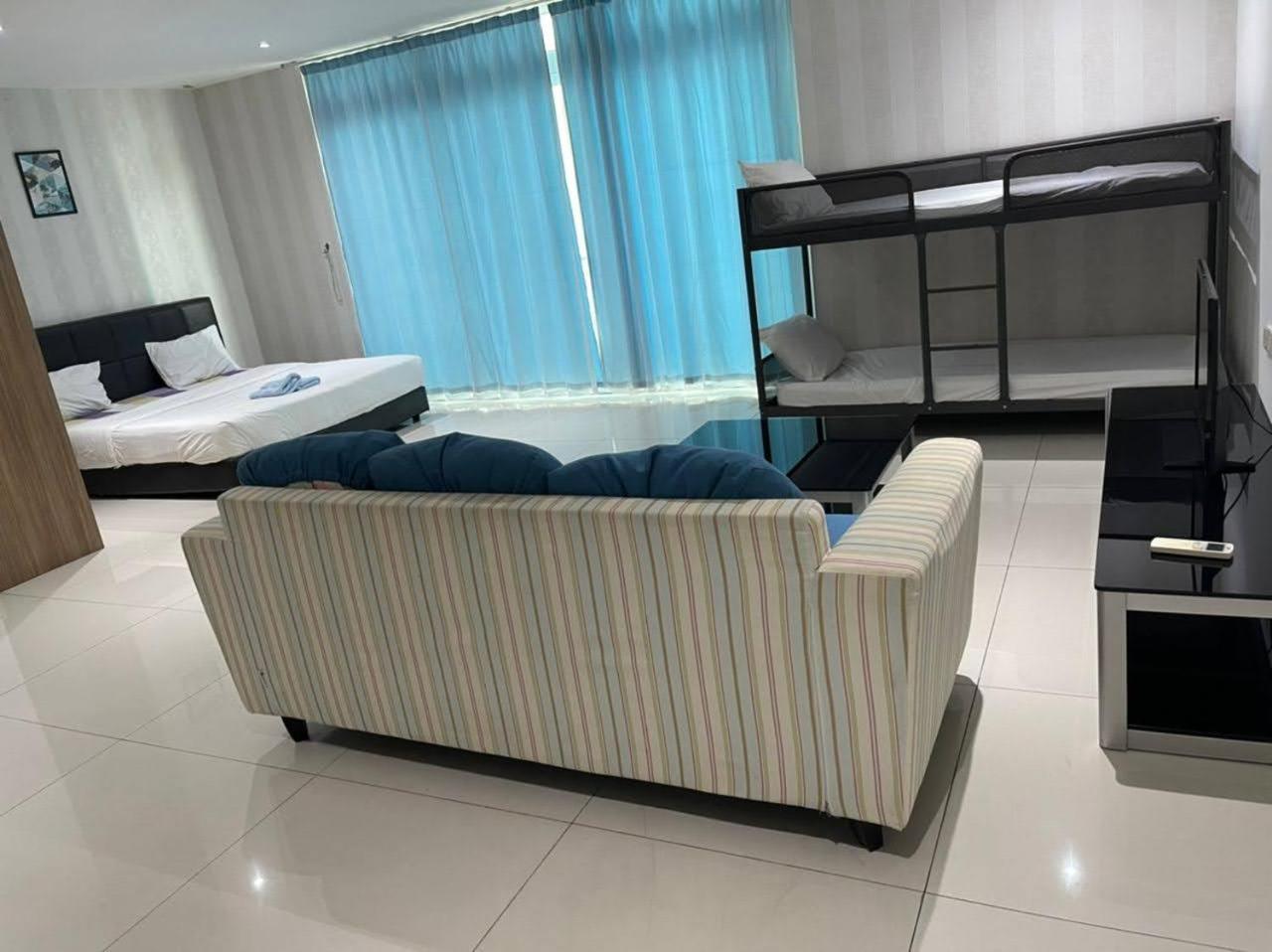 Jb City D'Esplanade Shopping Mall Apartment Johor Bahru Extérieur photo