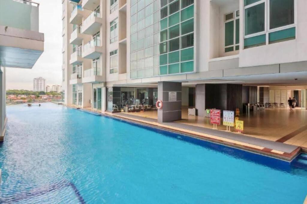 Jb City D'Esplanade Shopping Mall Apartment Johor Bahru Extérieur photo