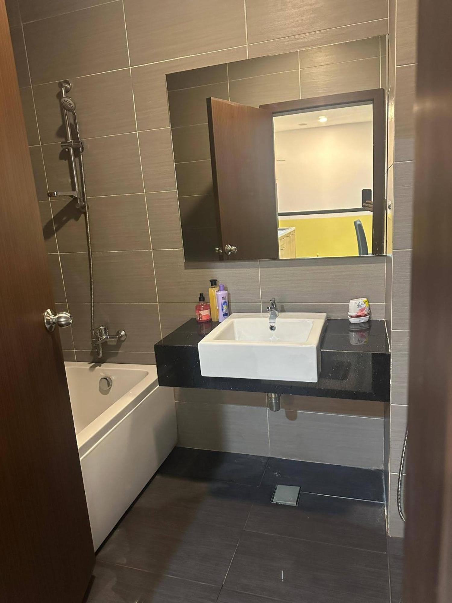 Jb City D'Esplanade Shopping Mall Apartment Johor Bahru Extérieur photo