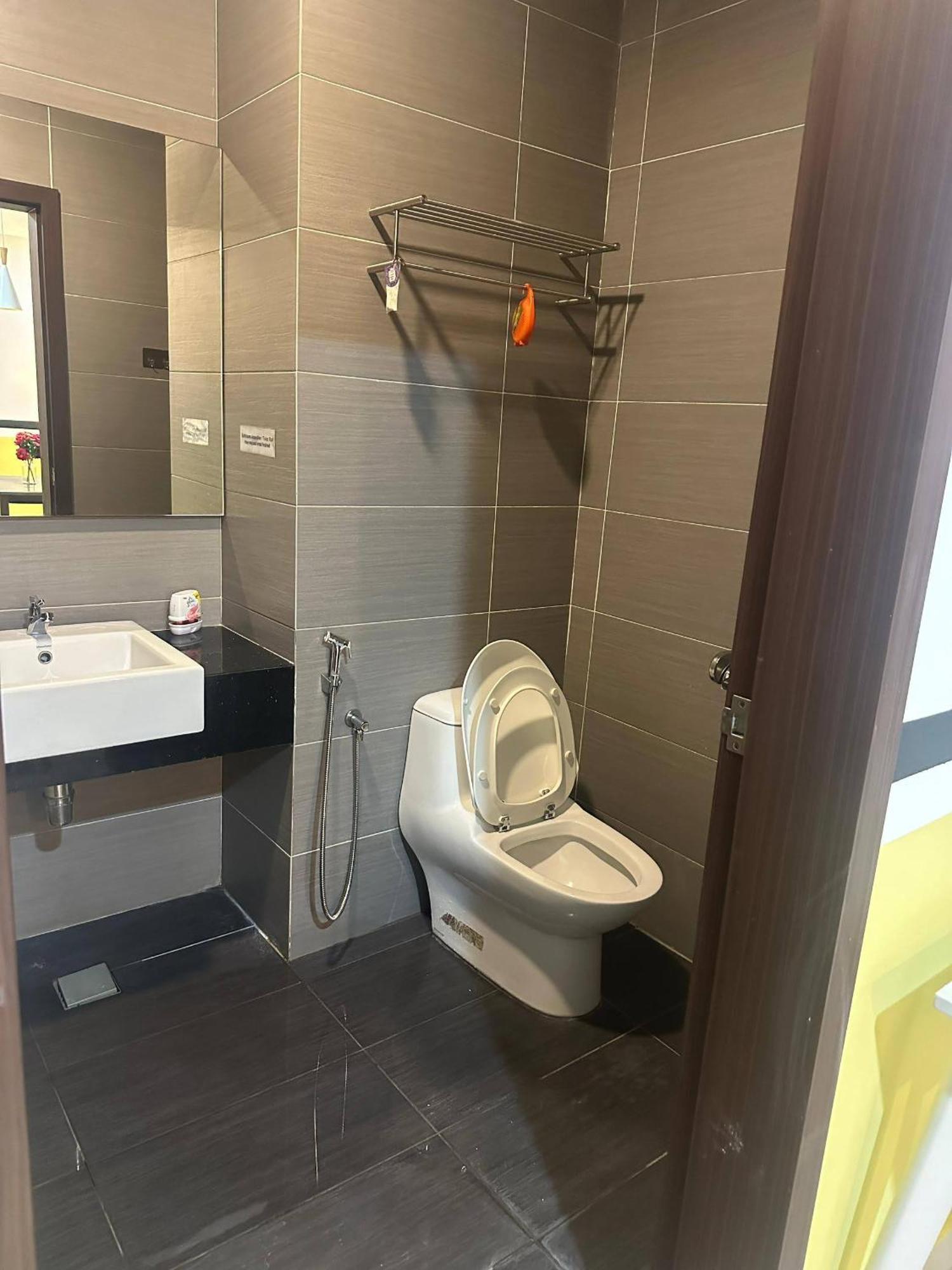 Jb City D'Esplanade Shopping Mall Apartment Johor Bahru Extérieur photo